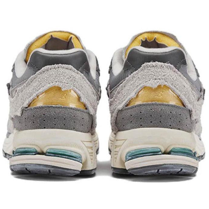 New Balance 2002R Protection Pack Rain Cloud - Plumas Kicks