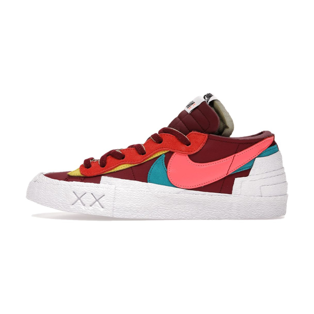 Blazer Low Sacai Kaws Team Red