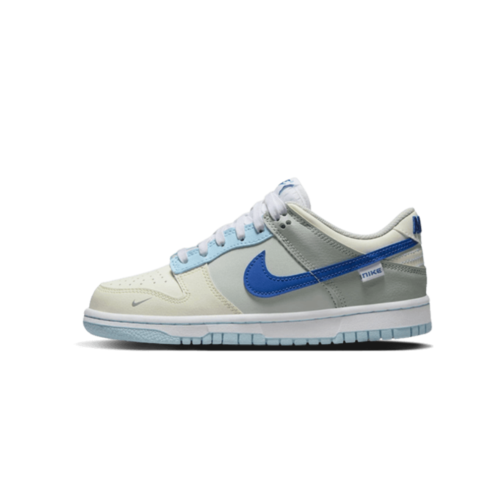 Dunk Low Ivory Hyper Royal