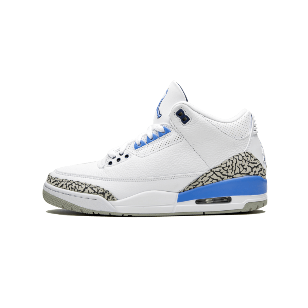 Air Jordan 3 UNC