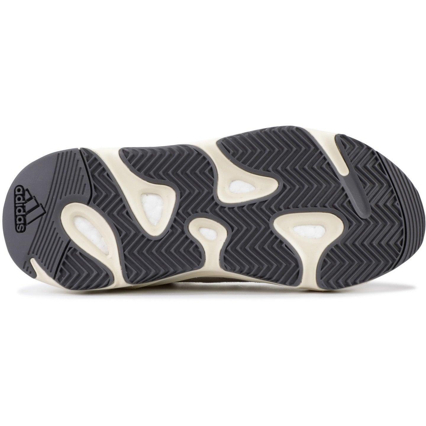 YEEZY BOOST 700 "ANALOG" (4005487181896)