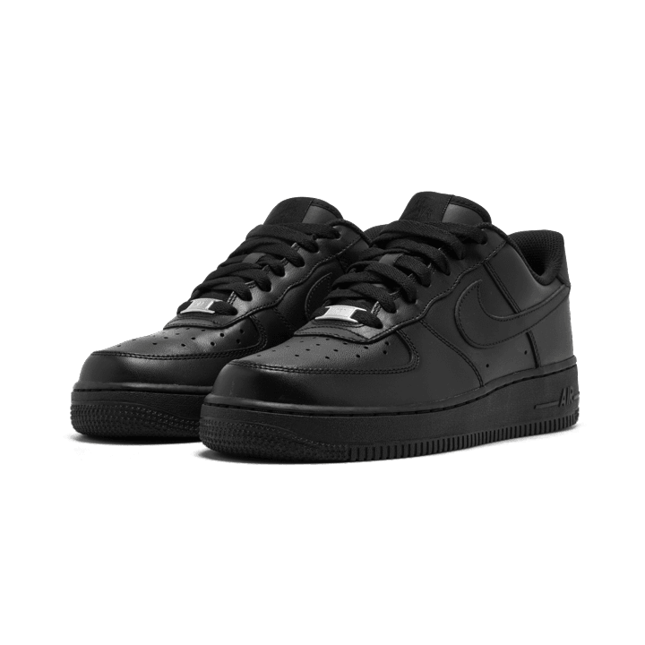 Air Force 1 07 - Black - Plumas Kicks
