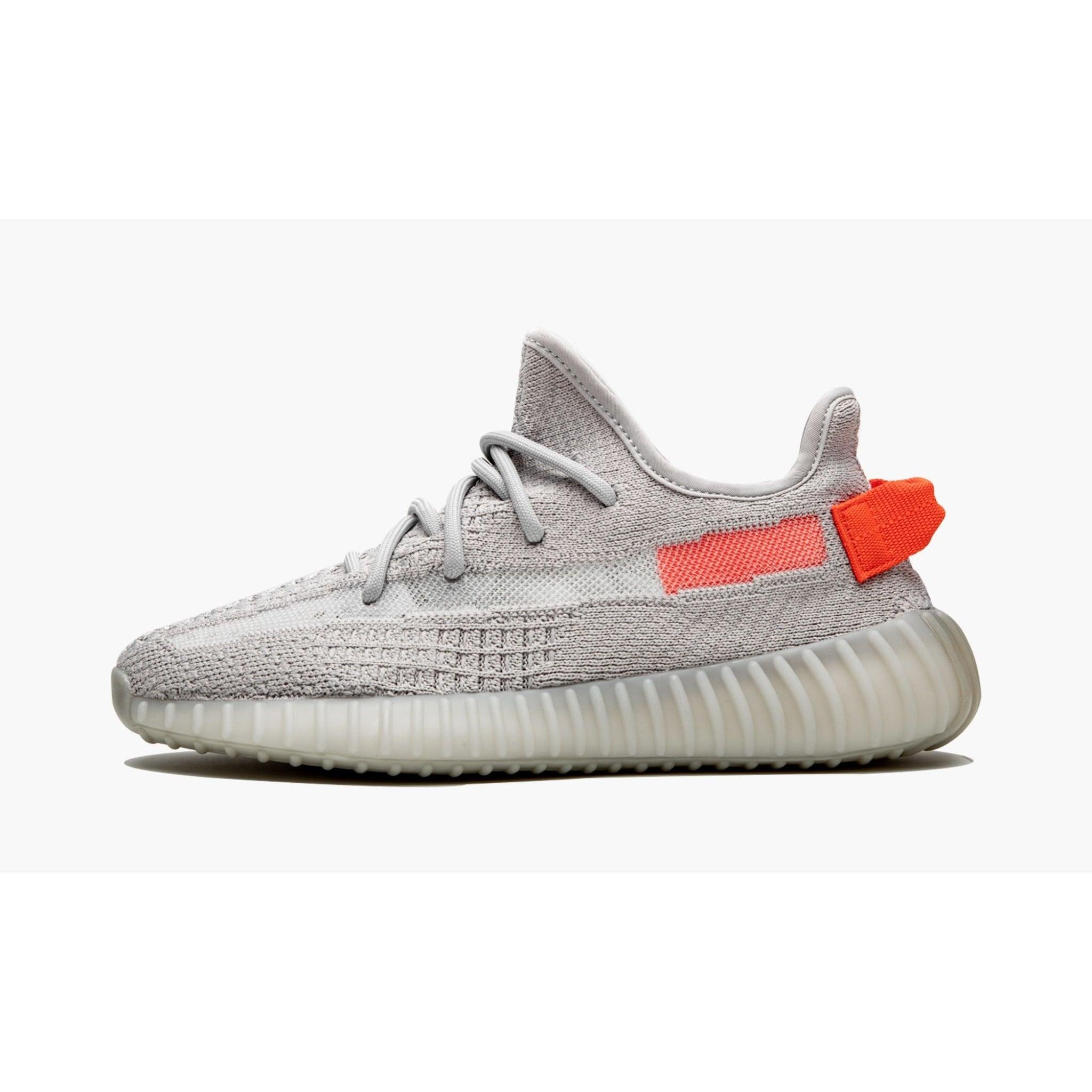 YEEZY BOOST 350 V2 "Tail Light" - Plumas Kicks