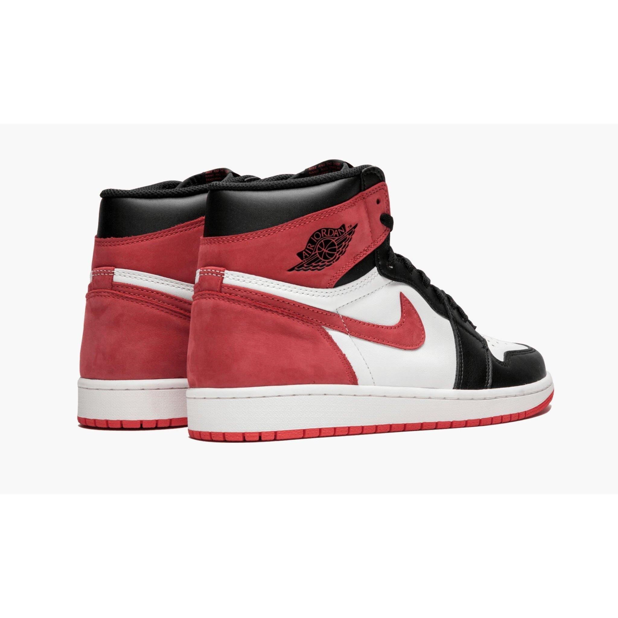 AIR JORDAN 1 "Track Red" - Plumas Kicks
