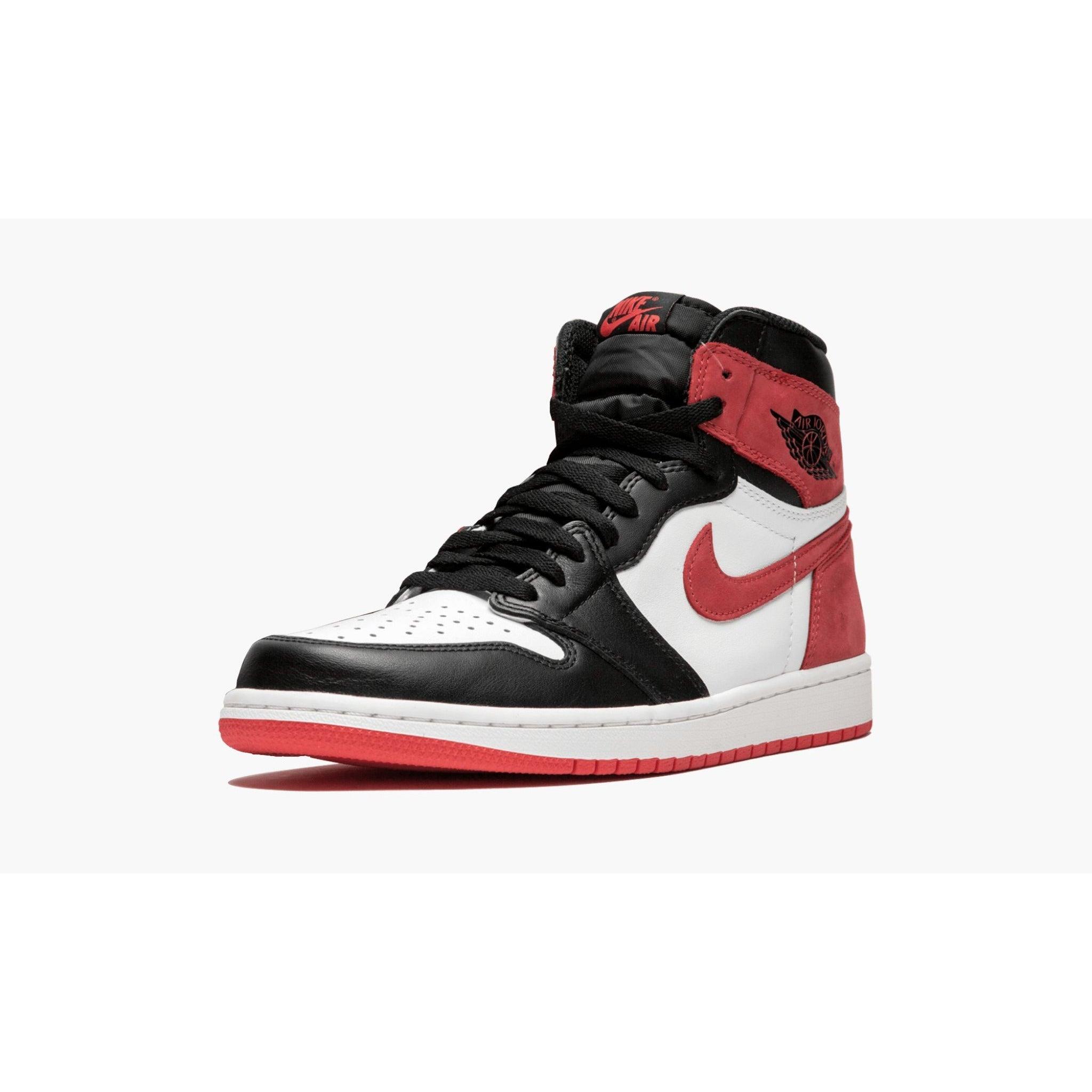 AIR JORDAN 1 "Track Red" - Plumas Kicks