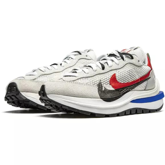 Nike Vaporwaffle Sacai Sport " Fuchsia Game Royal " - Plumas Kicks