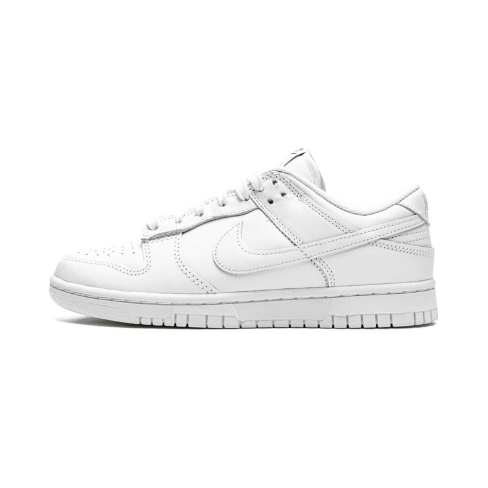 Dunk Low Triple White (2021)