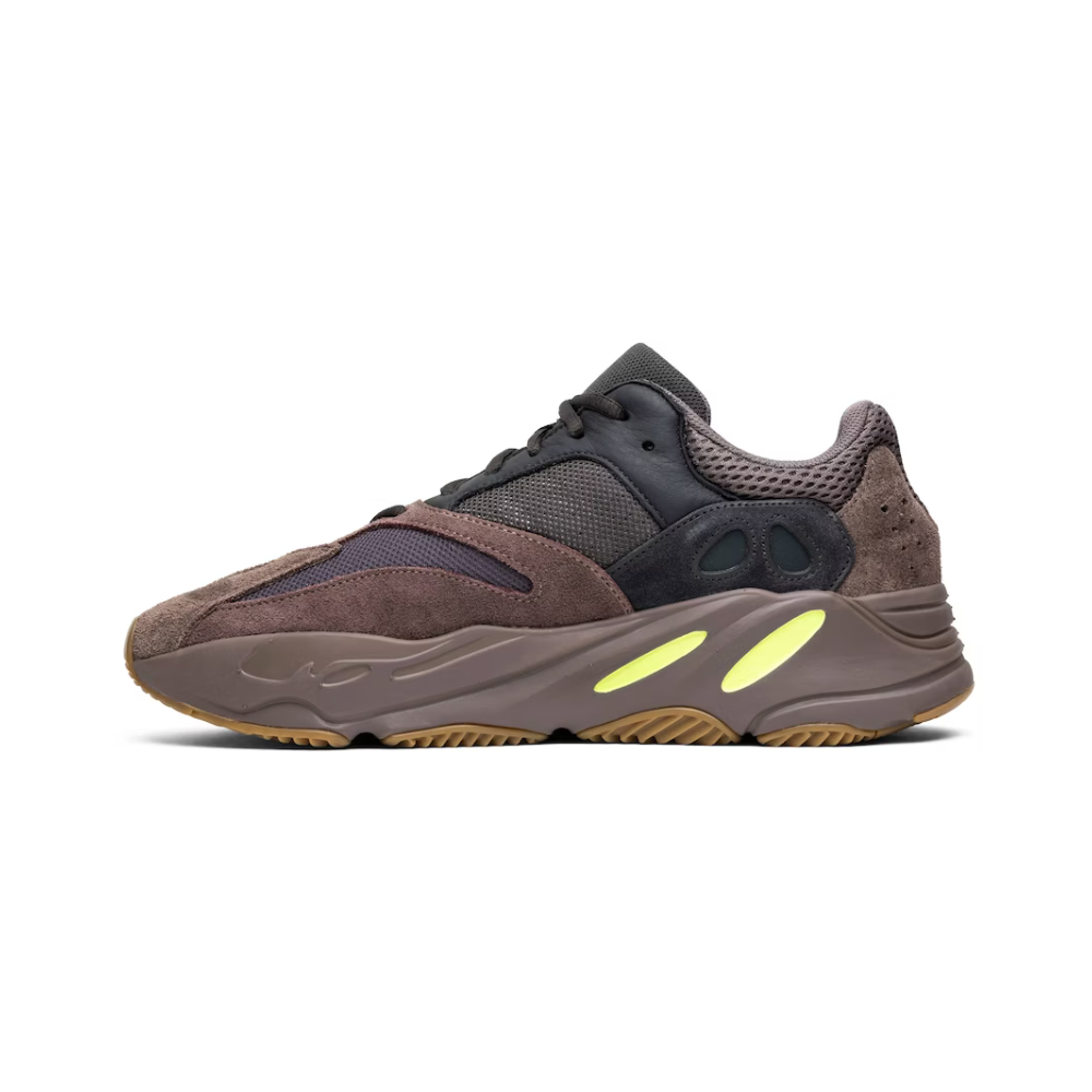 Yeezy 700 Mauve