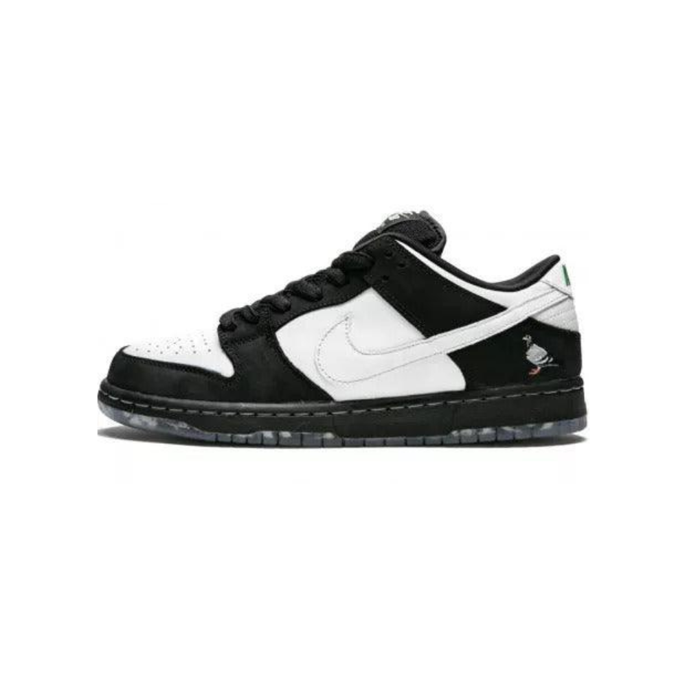 Dunk Low Staple Panda Pigeon