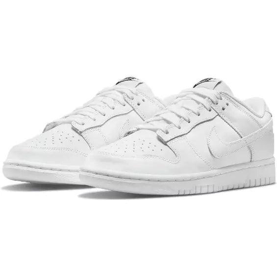 Dunk Low Triple White (2021)