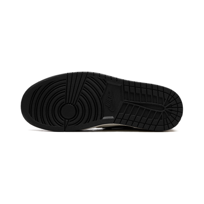 Air Jordan 1 Retro Low OG Mocha