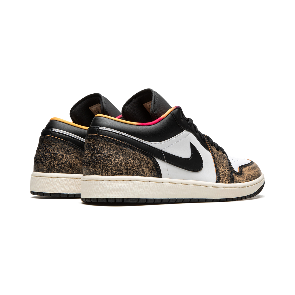 Air Jordan 1 Low SE Orange Wear-Away