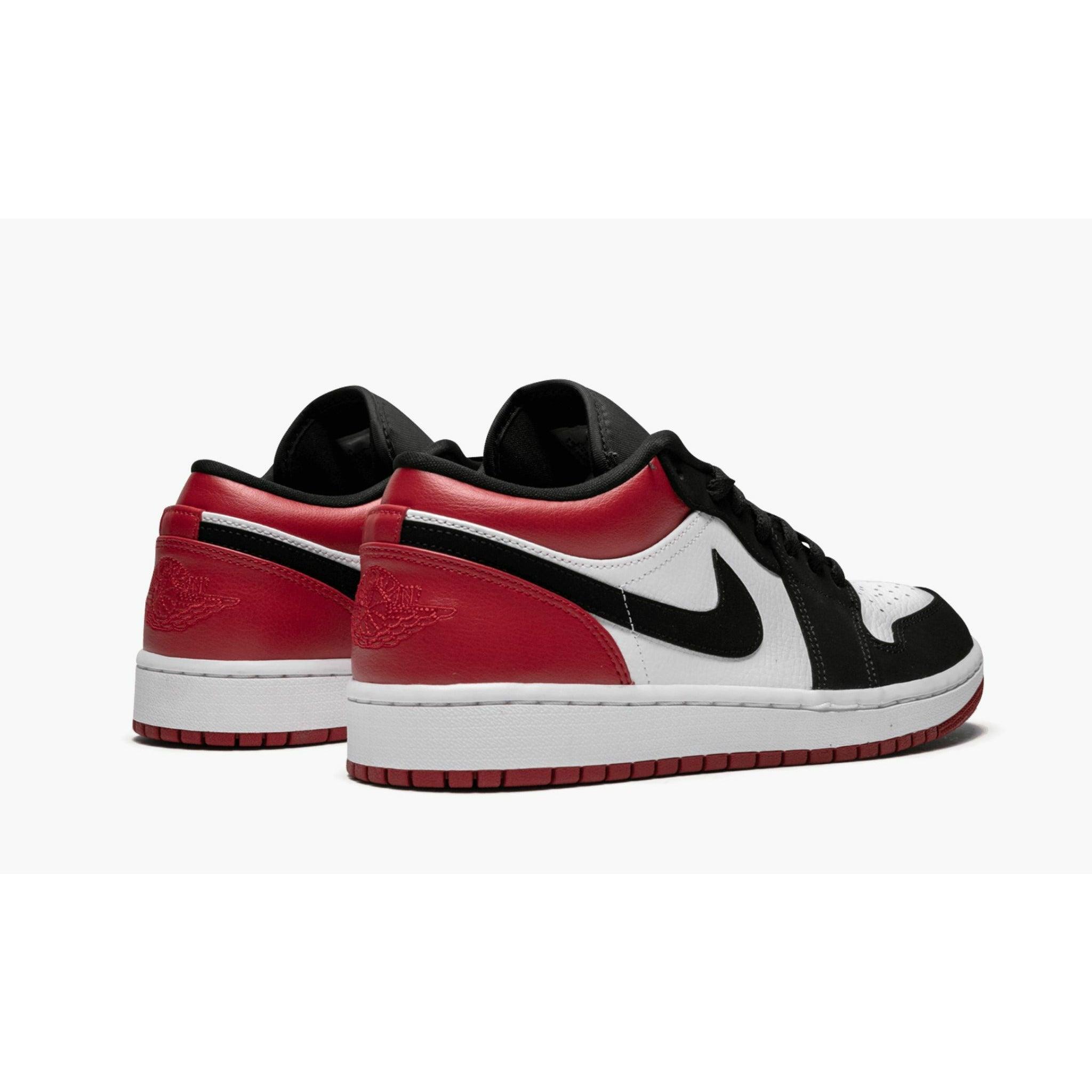 AIR JORDAN 1 LOW "Black Toe" - Plumas Kicks