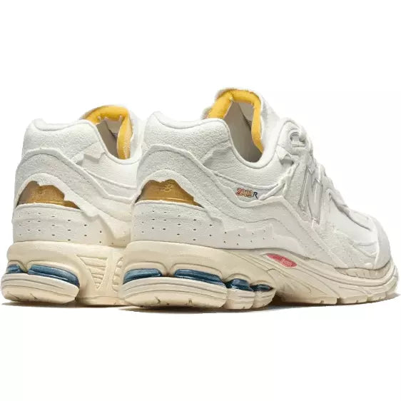 New Balance 2002R Protection Pack Sea Salt - Plumas Kicks
