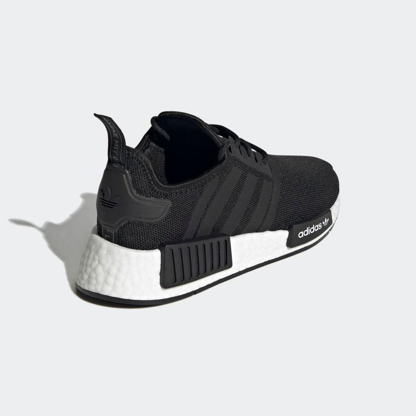 NMD Runner - Plumas Kicks