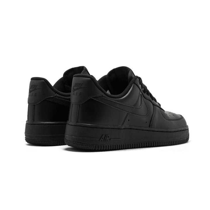Air Force 1 07 - Black - Plumas Kicks