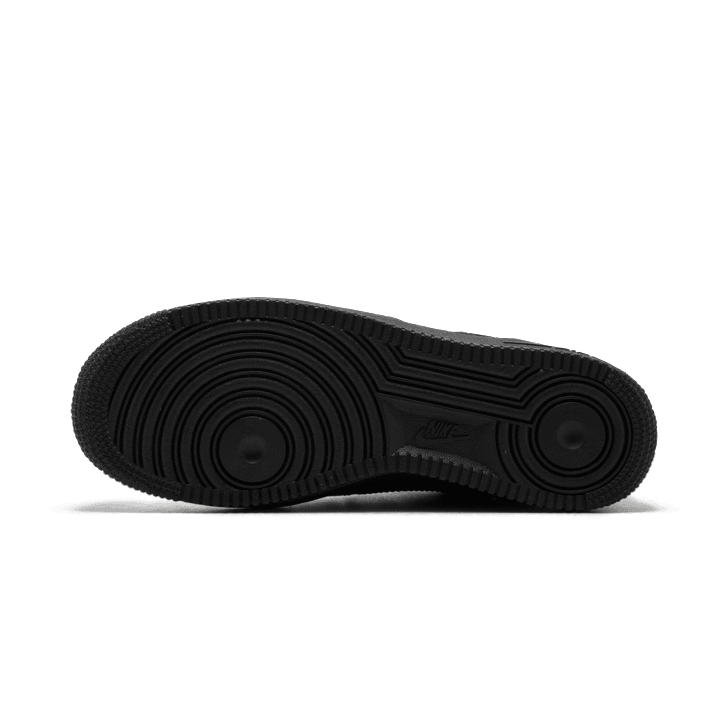 Air Force 1 07 - Black - Plumas Kicks