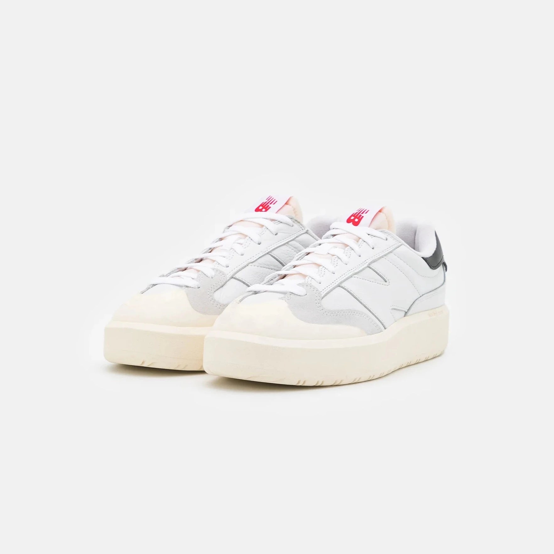 New Balance CT302 - Plumas Kicks
