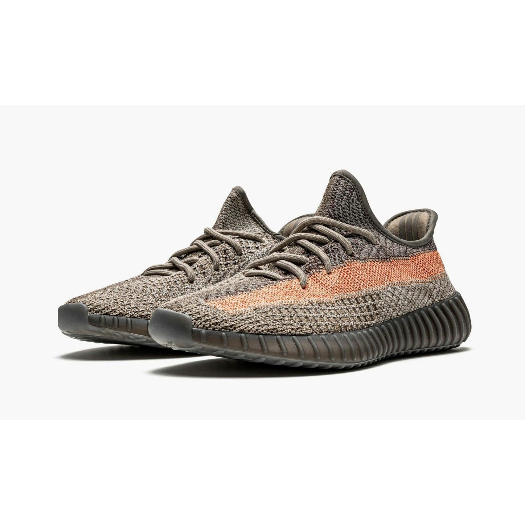 YEEZY BOOST 350 V2 "Ash Stone" - Plumas Kicks