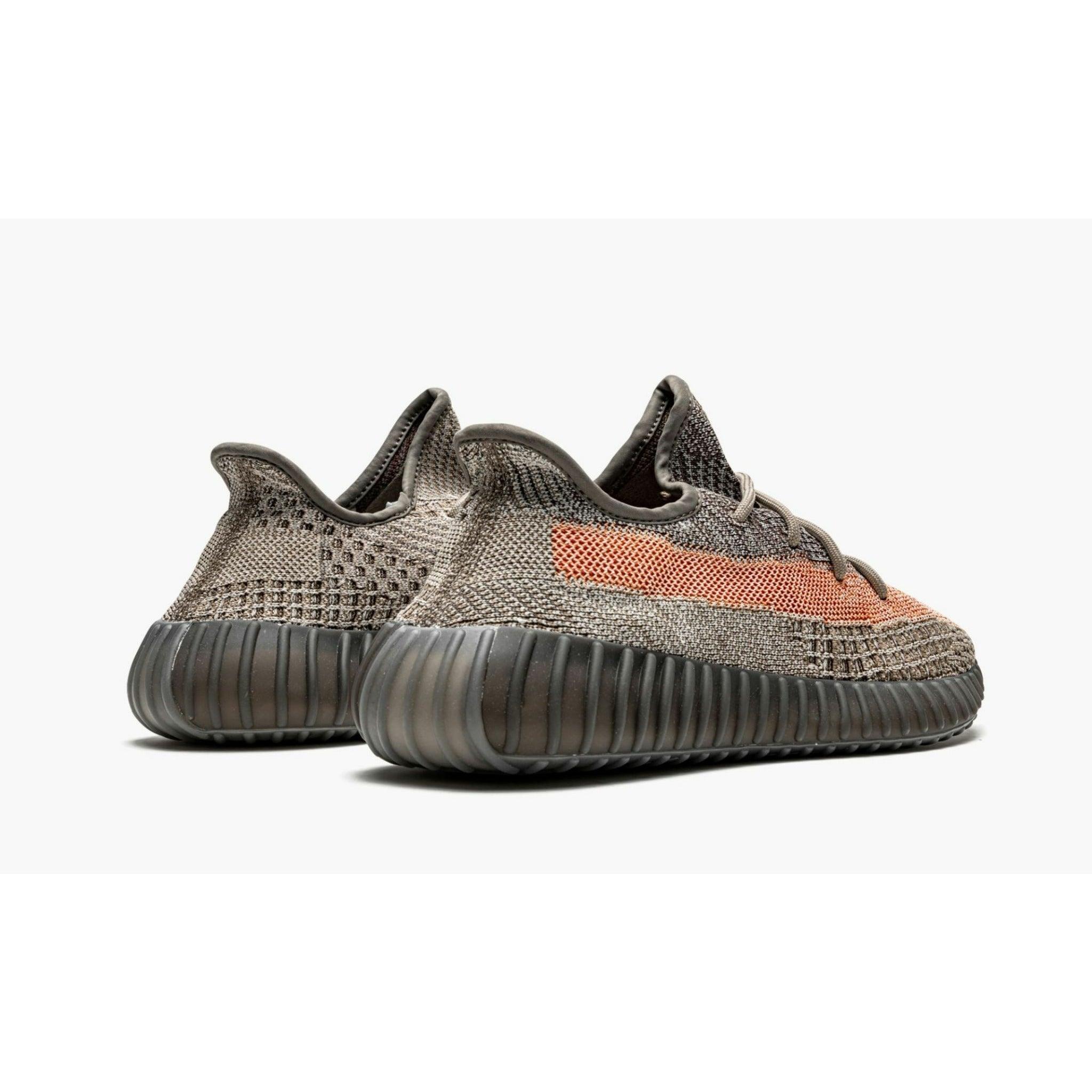 YEEZY BOOST 350 V2 "Ash Stone" - Plumas Kicks