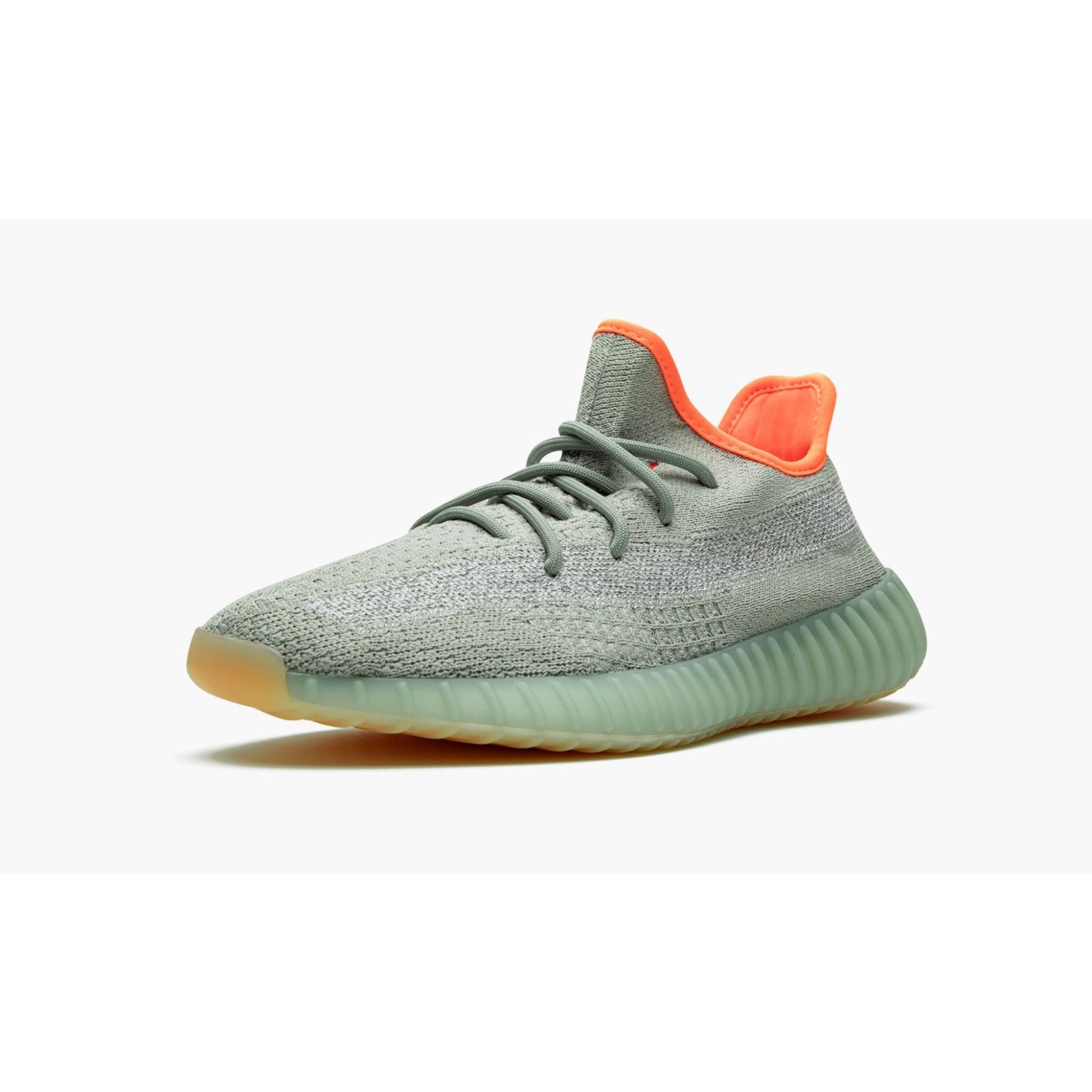 YEEZY BOOST 350 V2 "Desert Sage" - Plumas Kicks