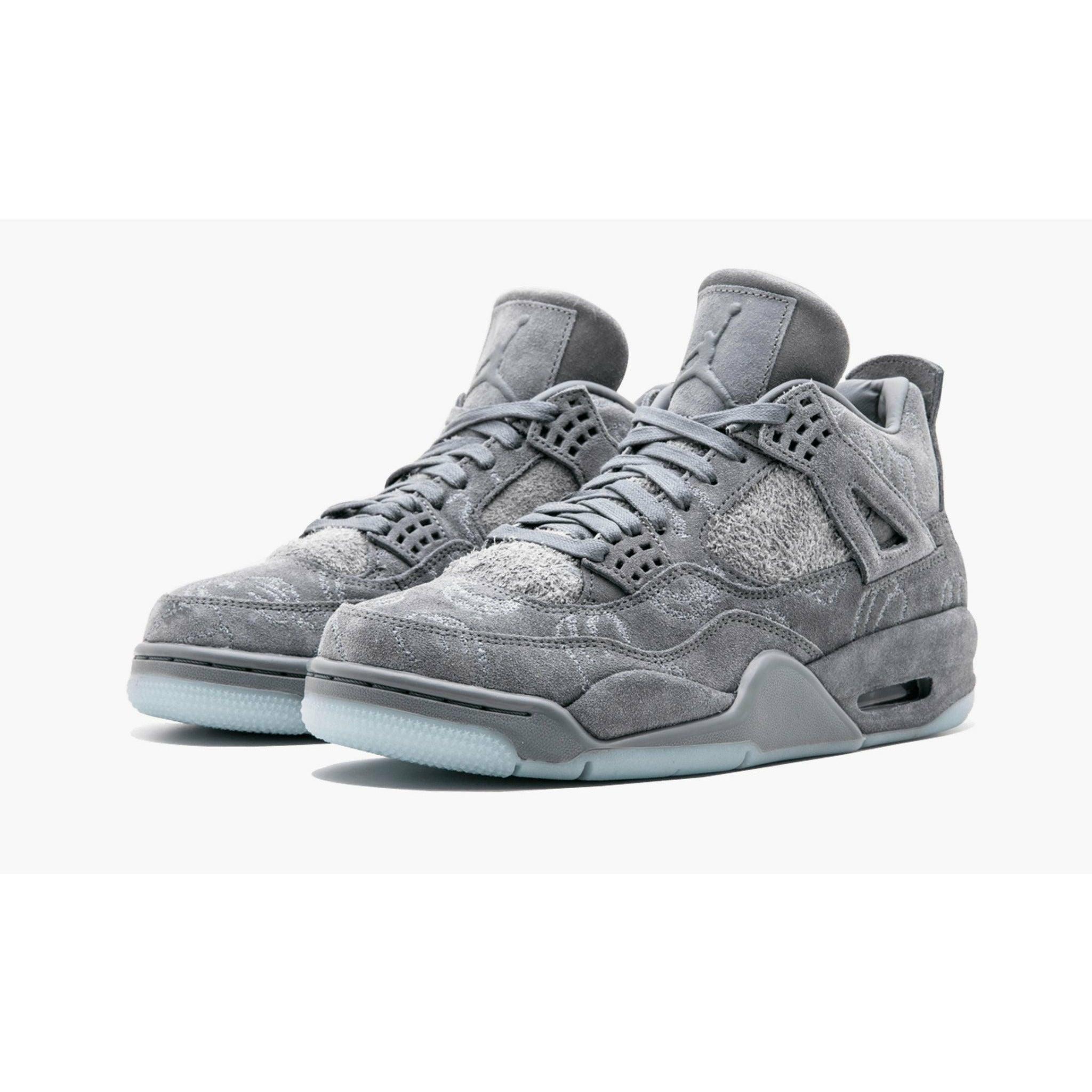 AIR JORDAN 4 RETRO KAWS "KAWS" - Plumas Kicks