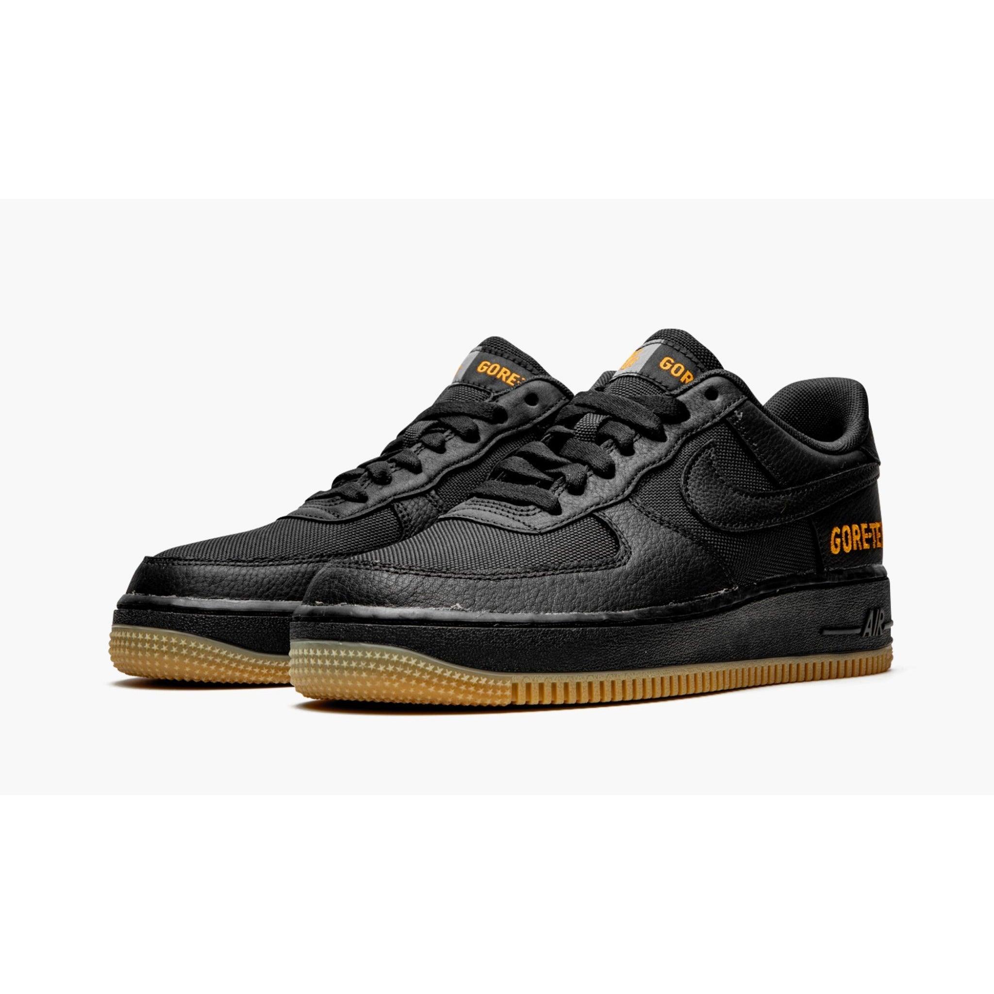 AIR FORCE 1 GTX "GORE-TEX - BLACK" - Plumas Kicks