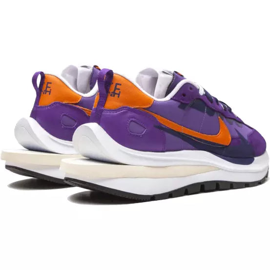 Nike Vaporwaffle Sacai " Dark Iris " - Plumas Kicks